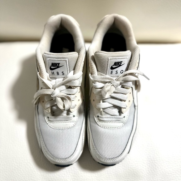 NIKE Air Max 90 Premium, 7.5 Leather White & Gold - Picture 4 of 11